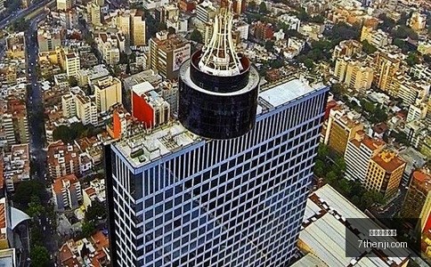 德甲赛事,于帕梅卡诺,被红牌罚下,星空体育官网,星空体育App,星空体育直播,星空体育平台,星空体育入口